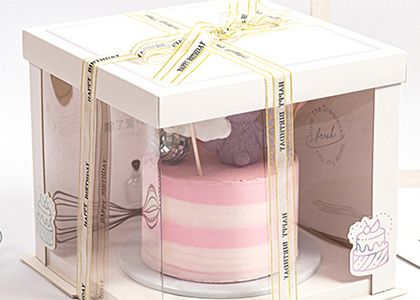 What do people pay attention to when buying cake boxes?